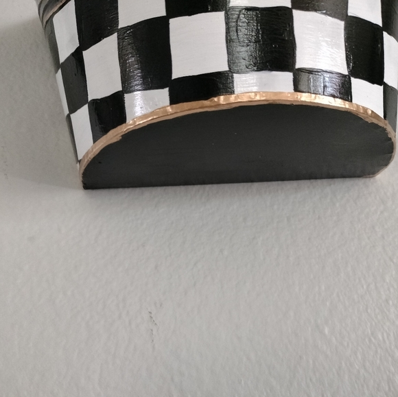 COPY - Metal Wall Planter 8 X 6" Hand Painted by me - Picture 2 of 3